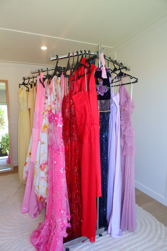 Book a Try On (45 Min)